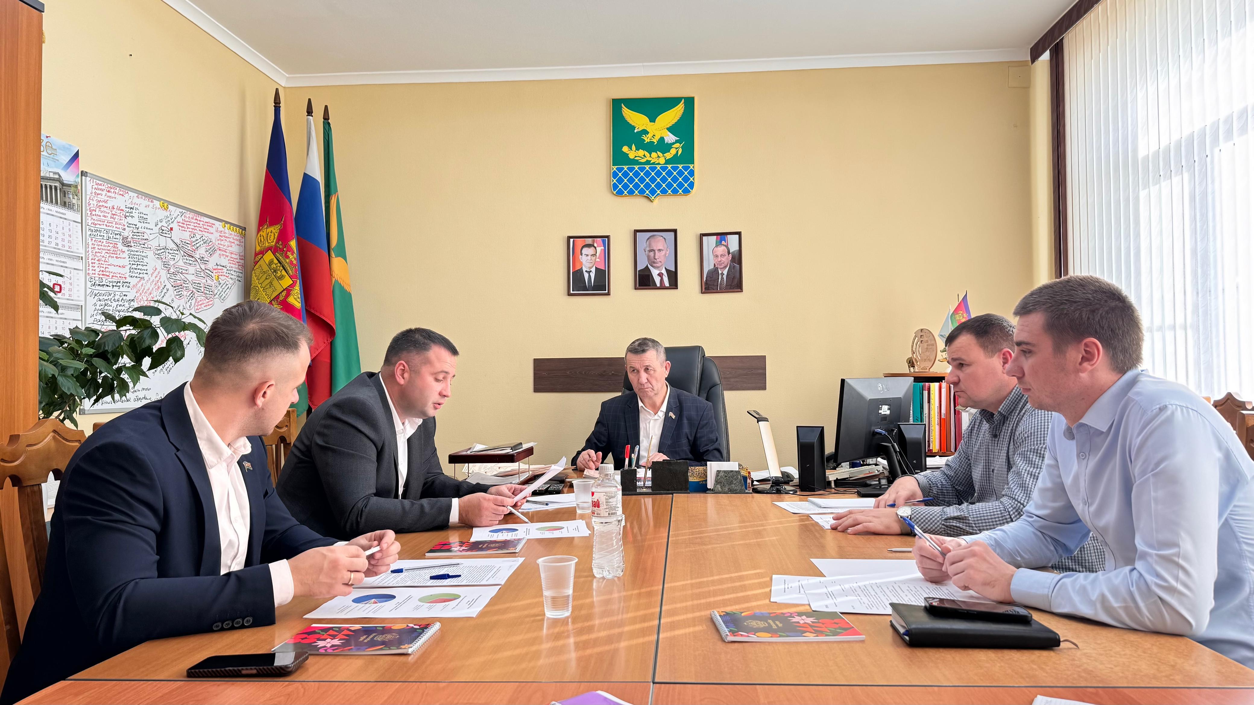 Рабочие будни депутатов