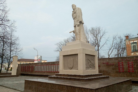 Памятник воину-освободителю