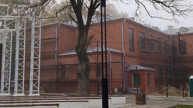 Продолжается капремонт исторического здания - детской школы искусств им. Г. Ф. Пономаренко в Славянске-на-Кубани