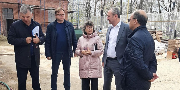 Глава Славянского района Роман Синяговский провел выездную стройпланерку