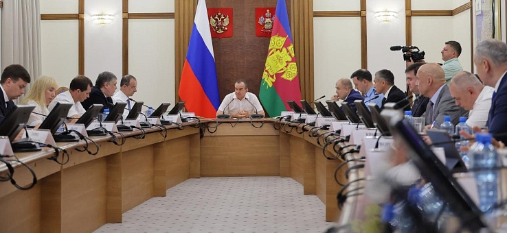  Вопросы поддержки МСП в рамках нацпроекта «Эффективная и конкурентная экономика» обсудили на краевом совещании, которое провел губернатор