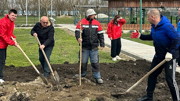 Акция "Сад памяти" прошла в Маевском поселении