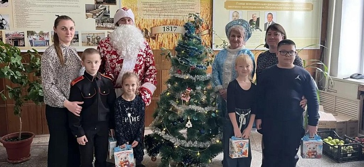 Благотворительная акция «С Новым годом!»