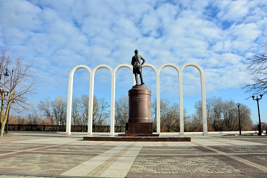Памятник полководцу Александру Суворову